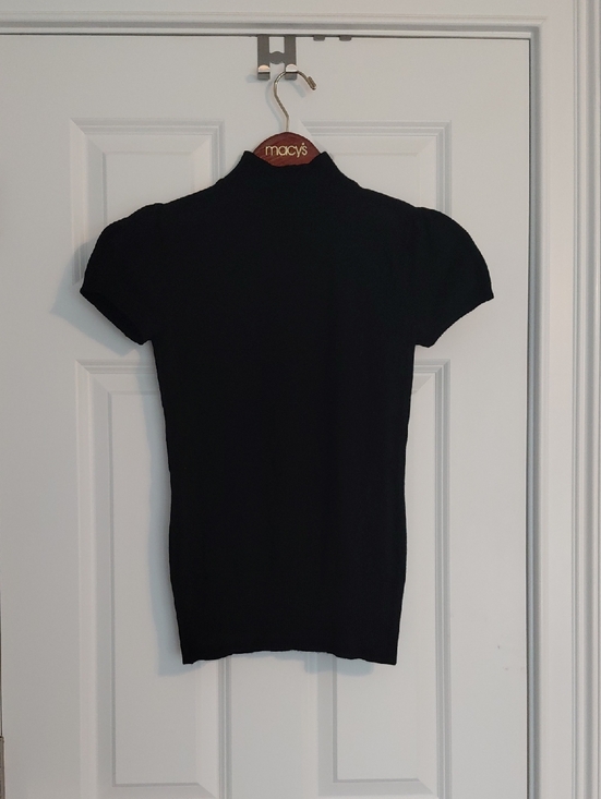 Forever 21 Tops - Forever 21 Black Short Sleeve Turtleneck, Size S